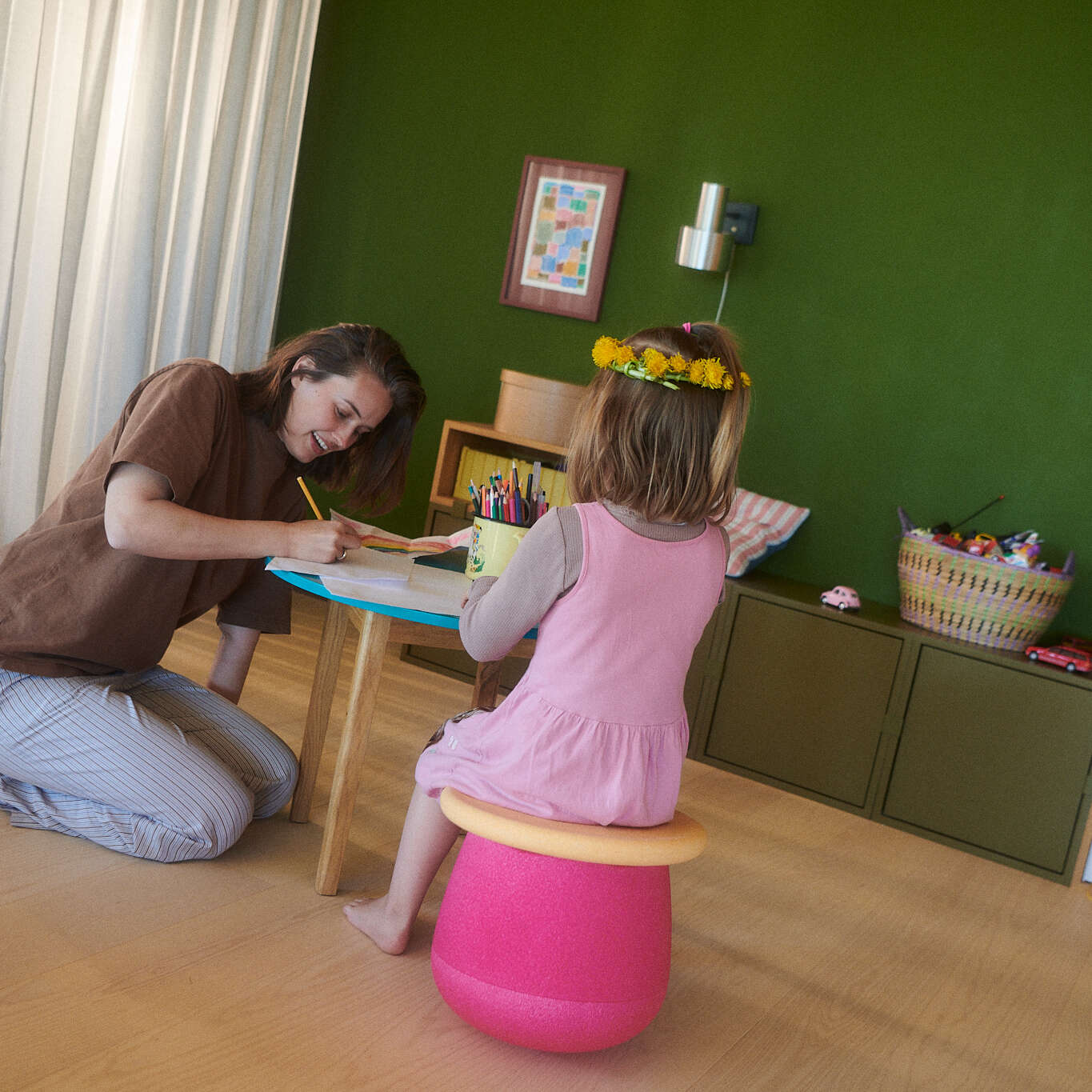 Base - Modularer Kinderhocker Pink