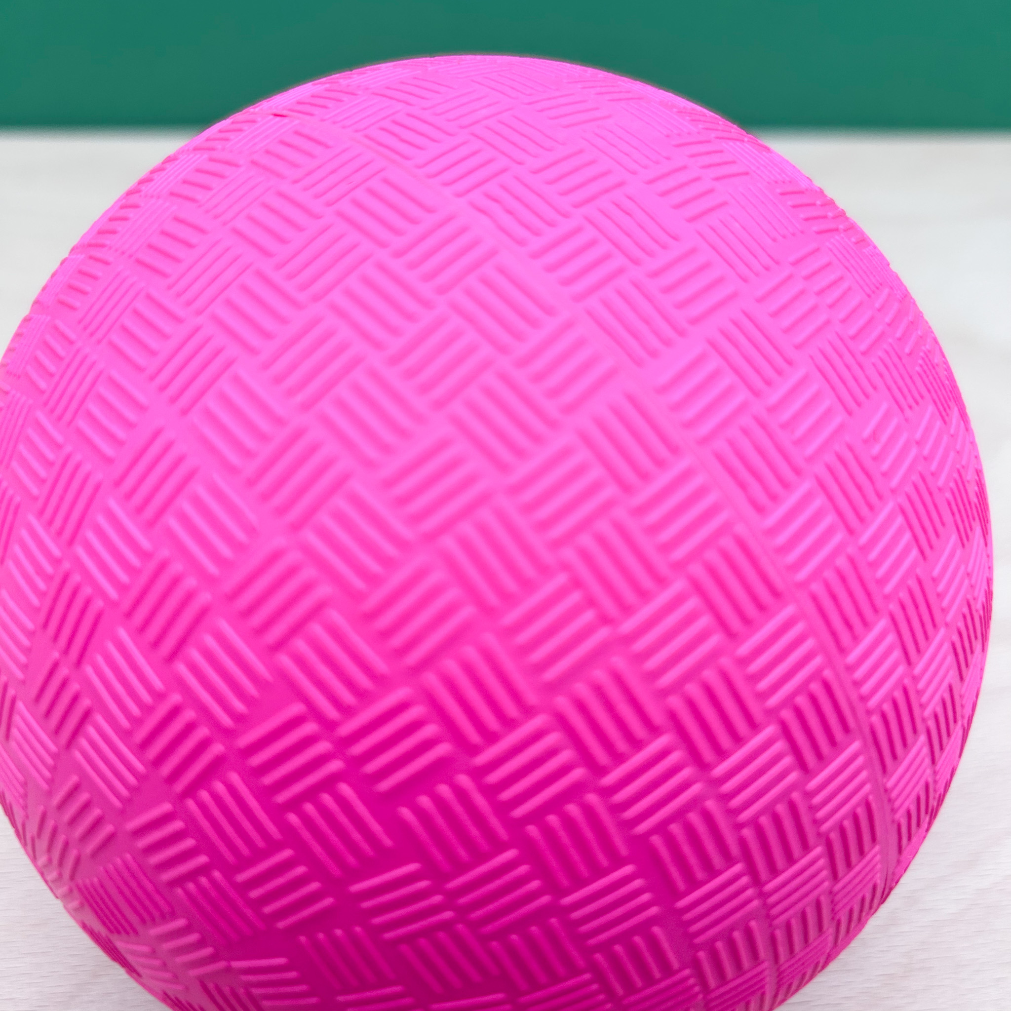 Selbstaufblasender Ball