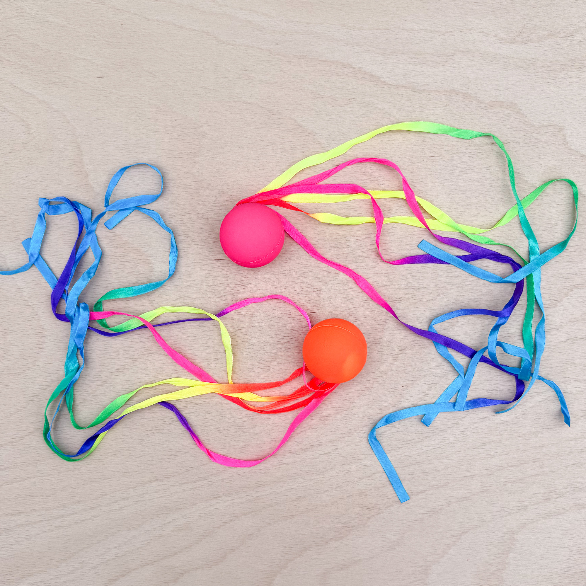 Flummi mit Schleifen