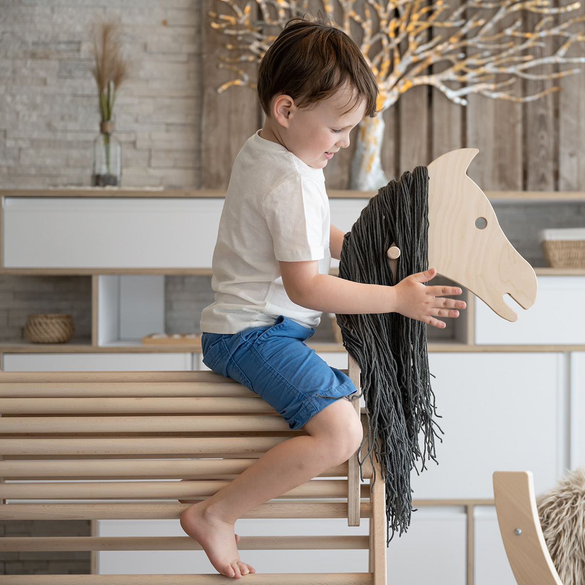 Holzpferd-Aufsatz für JOWE Kletterdreieck Holzpferd-Aufsatz für JOWE Kletterdreieck