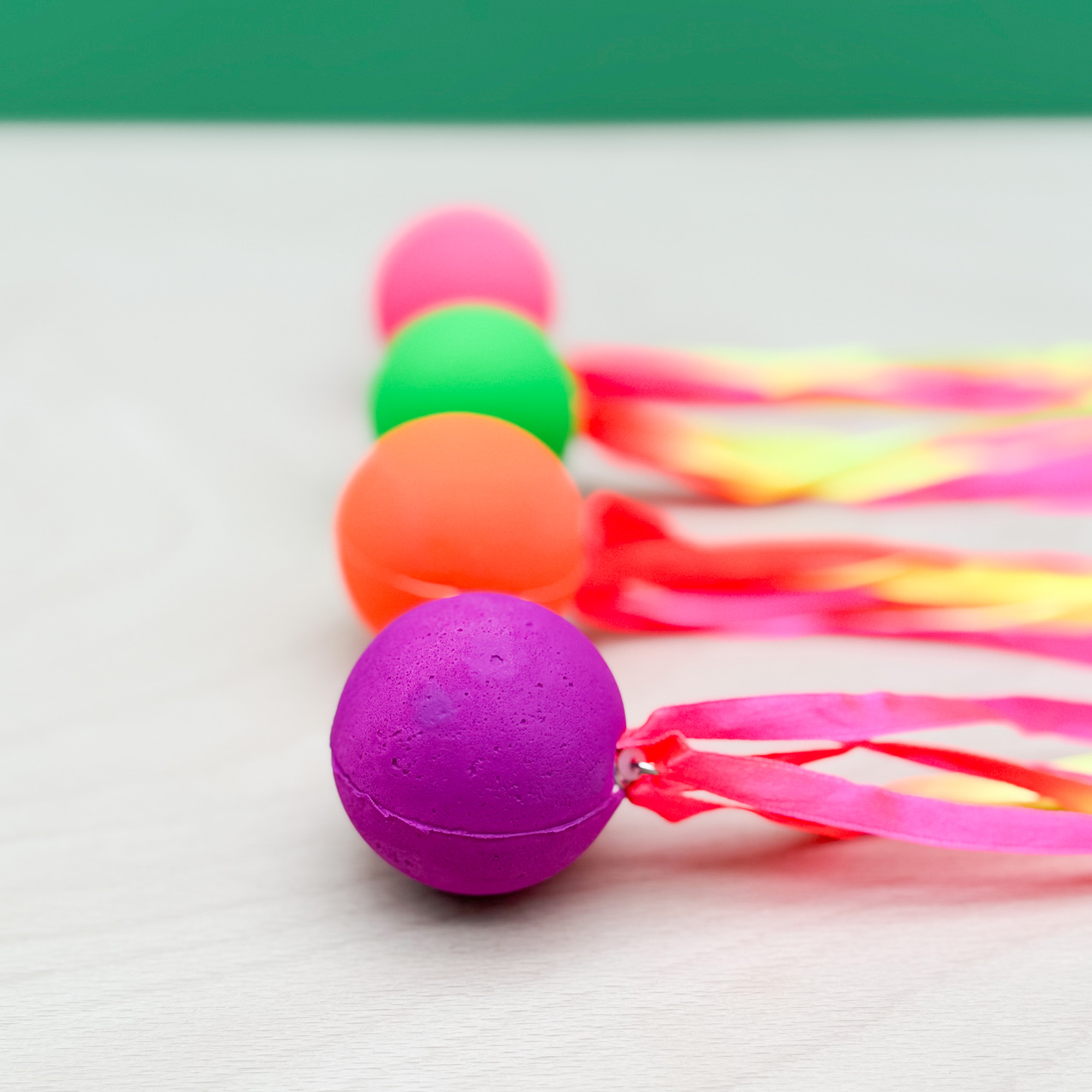 Flummi mit Schleifen