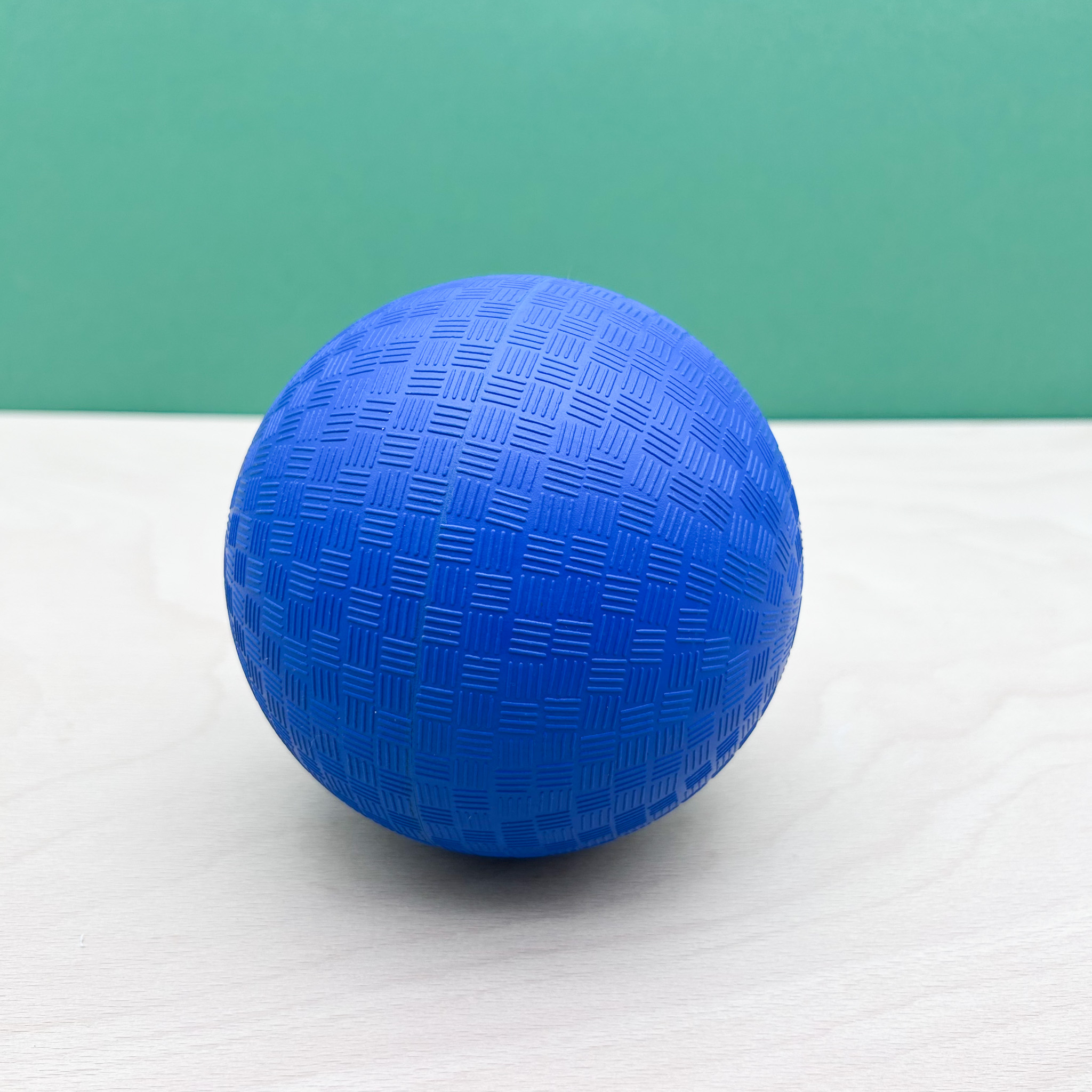 Selbstaufblasender Ball