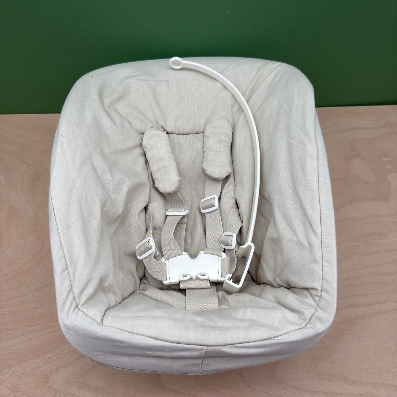 Newborn Set Beige akzeptabler Zustand mit Extrabezug kariert