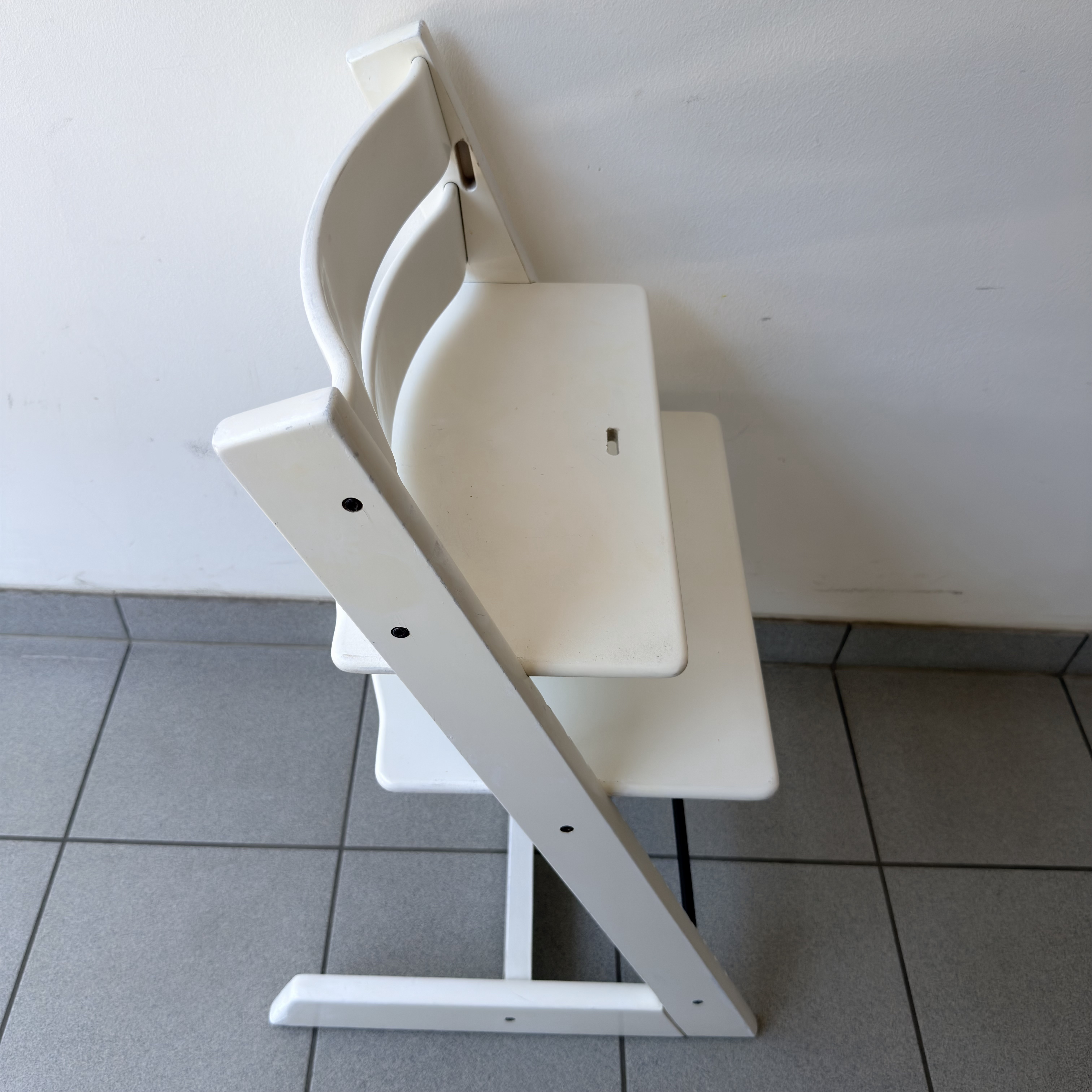 Hochstuhl Weiß, Generation 1, Akzeptabel