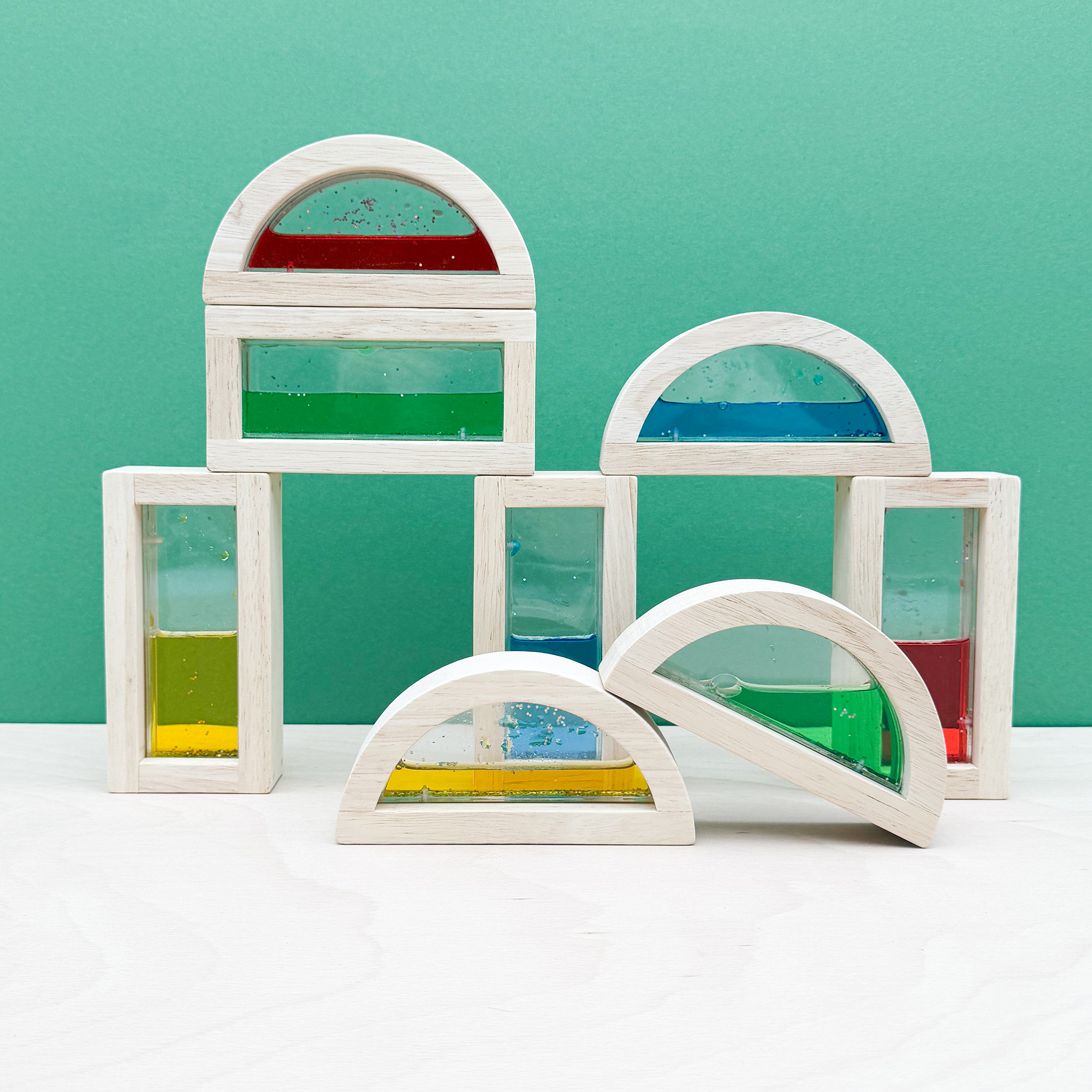 Regenbogen Bausteine mit schimmernder Flüssigkeit