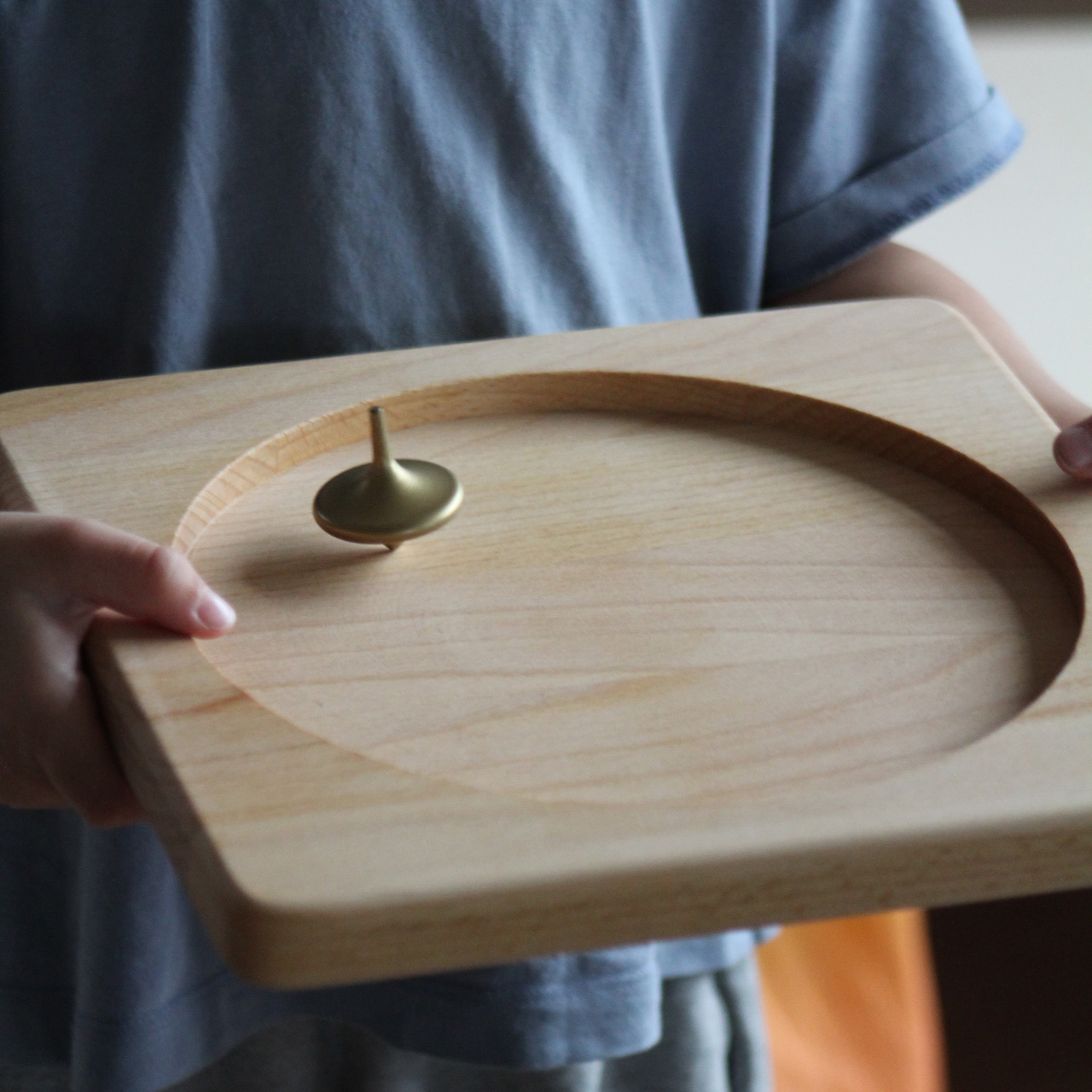 Kreiselbrett und Kreisel