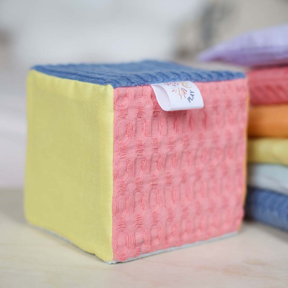 Spielwürfel Pastell