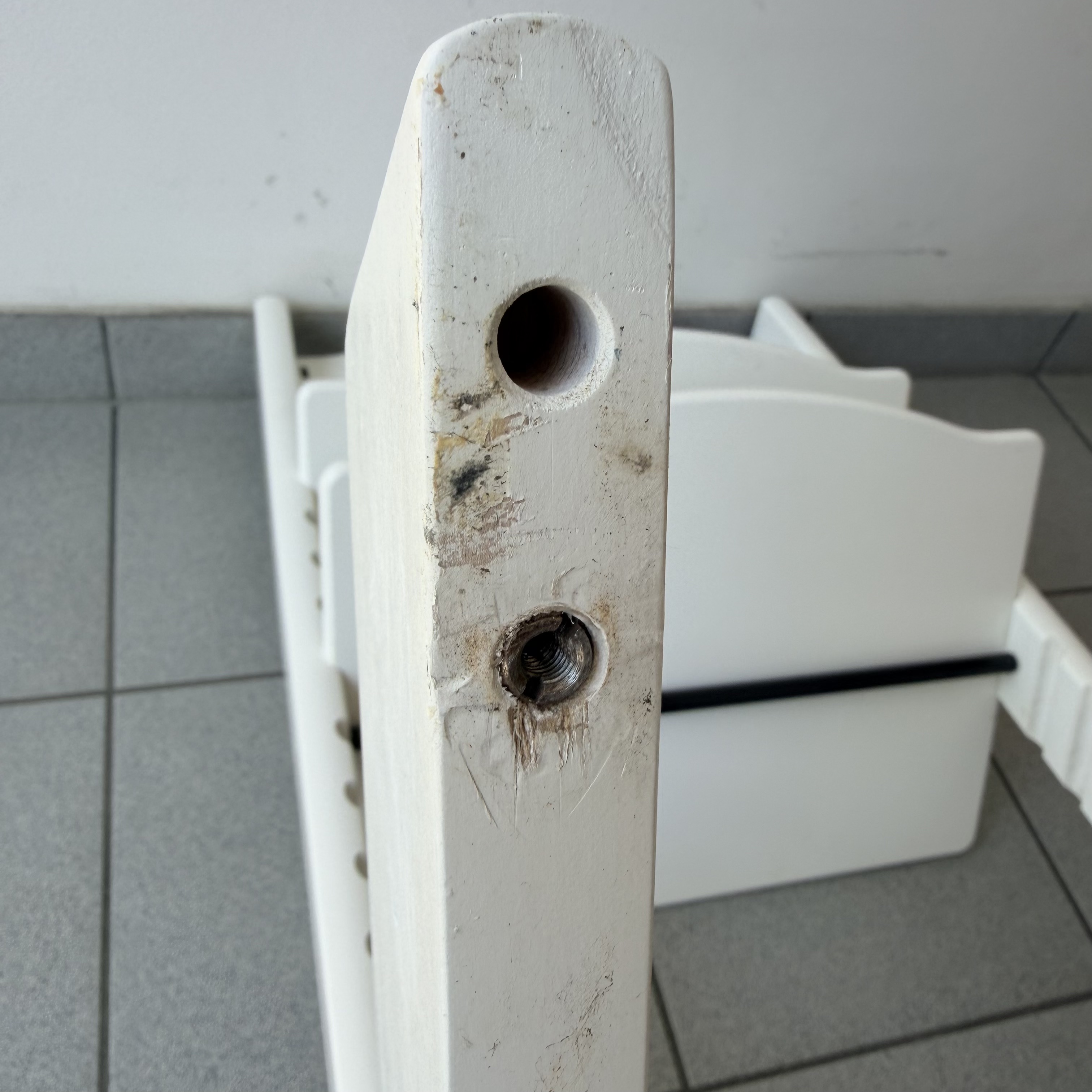 Hochstuhl Weiß, Generation 4, Akzeptabel