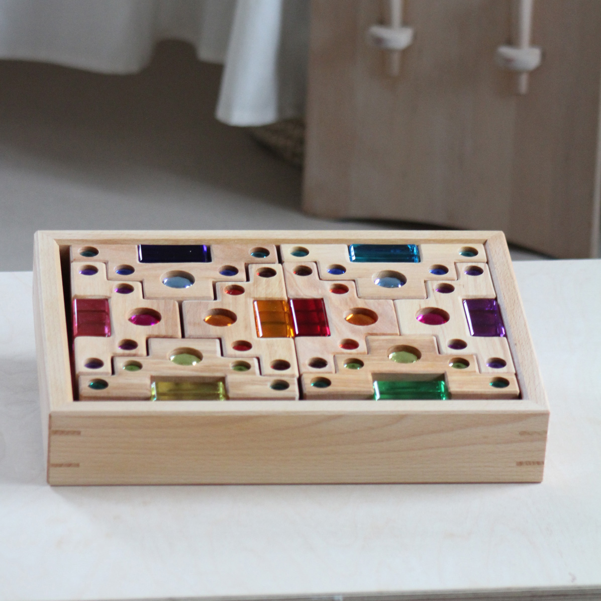 Farbtreppen mit Lichtbauquadern