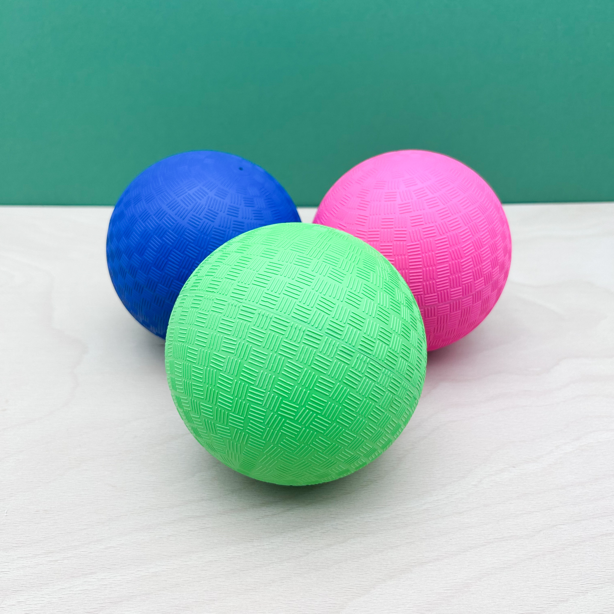 Selbstaufblasender Ball