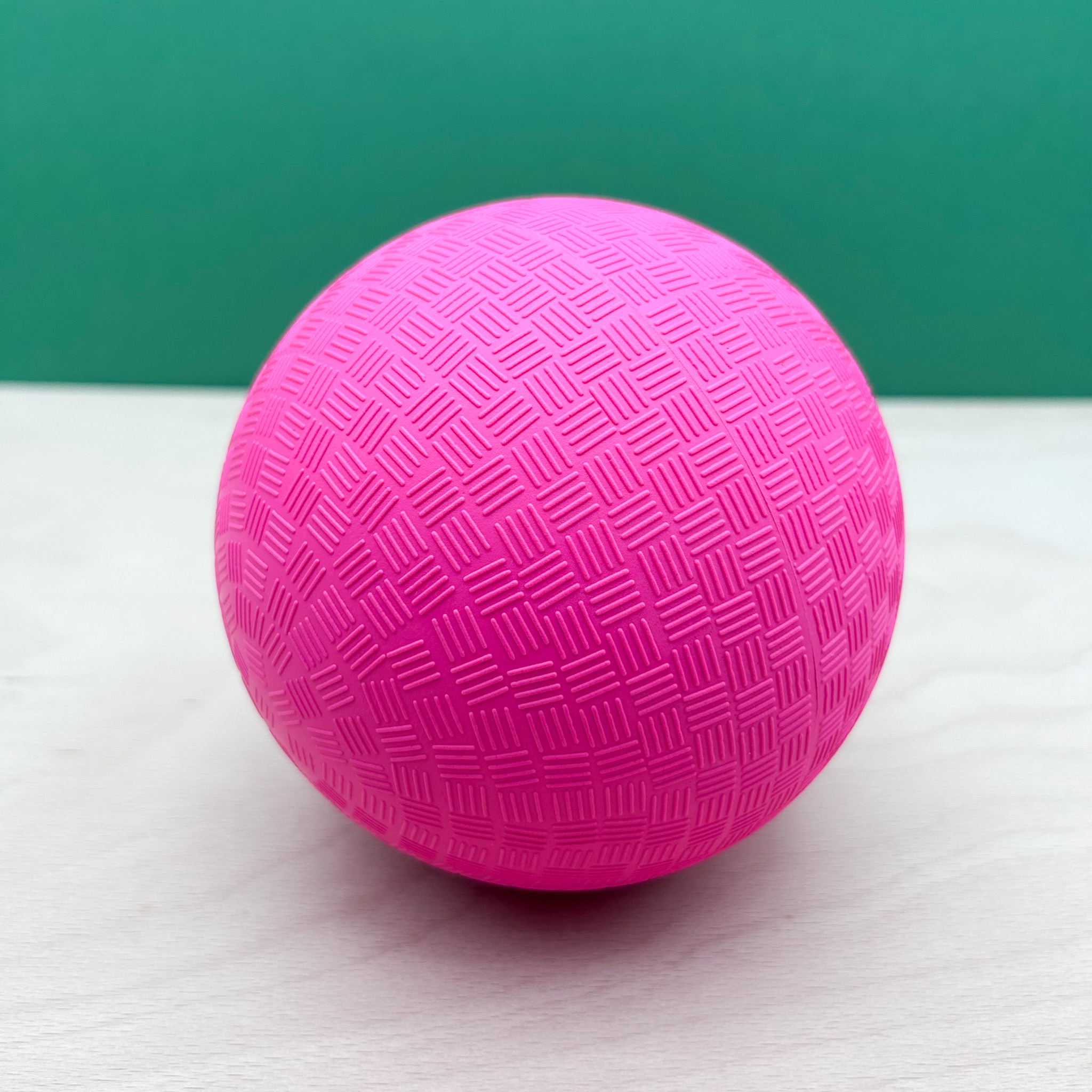 Selbstaufblasender Ball