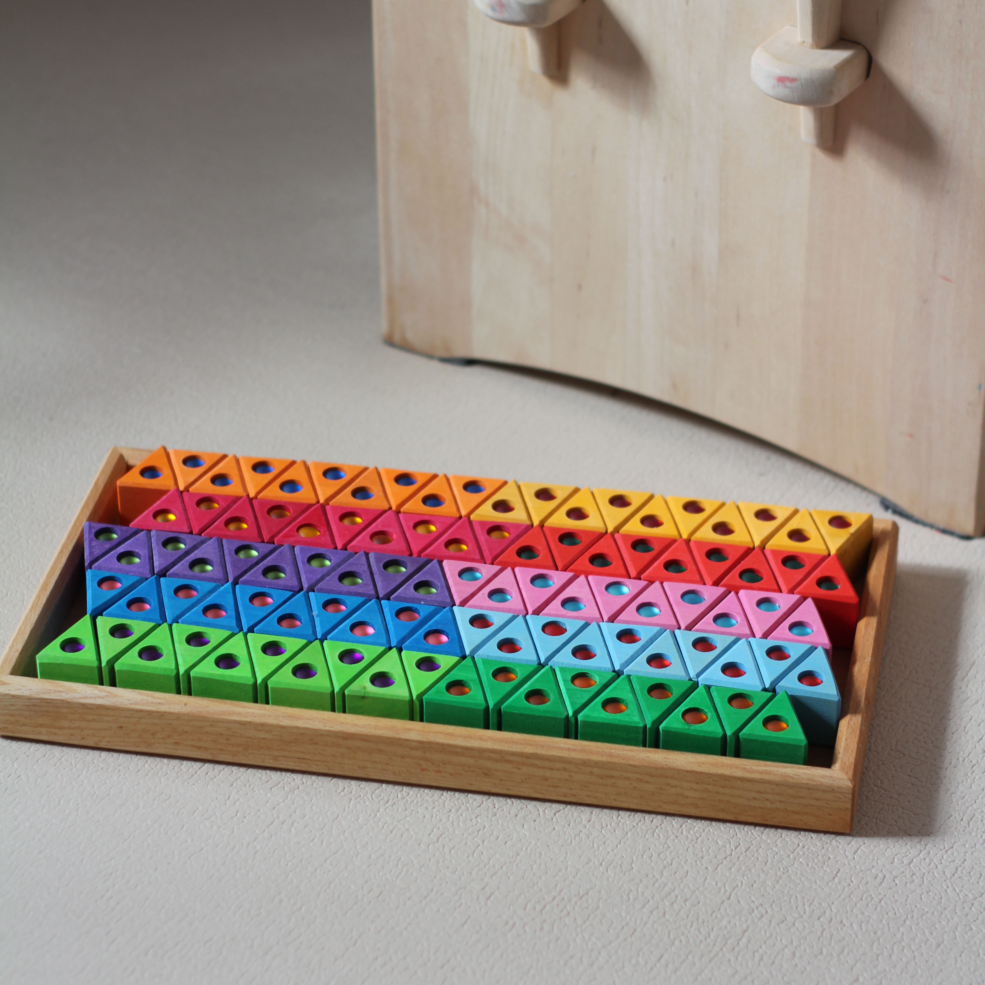 100 Dreiecke mit Glitzersteinen