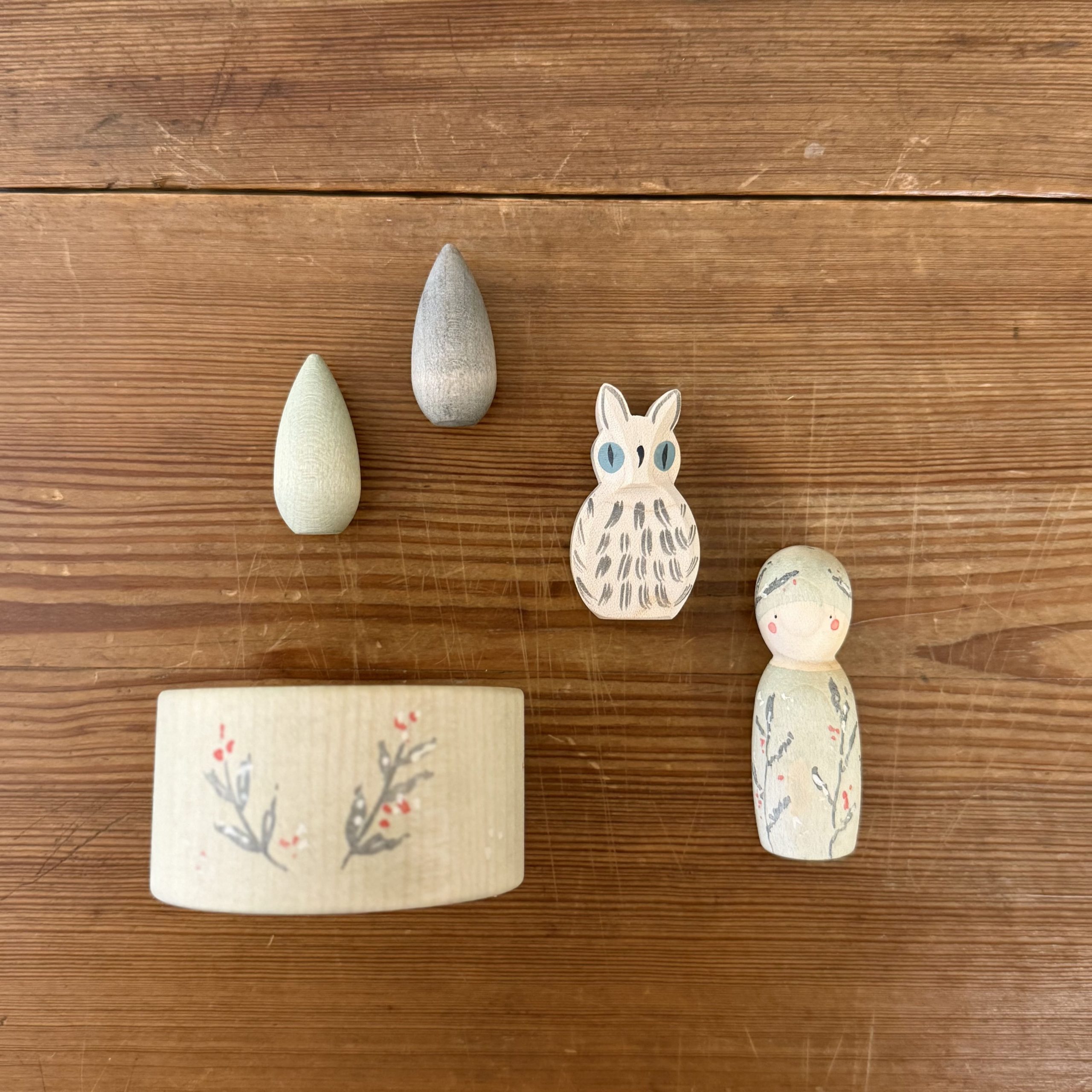 Ornaments Hello Winter