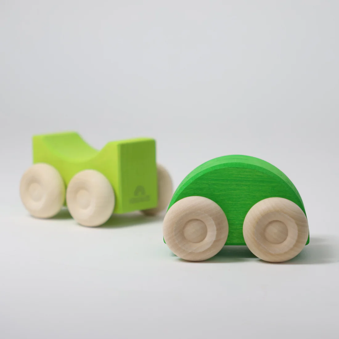 Stapel Autos Grün
