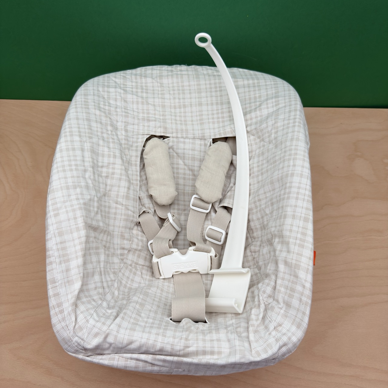 Newborn Set Beige akzeptabler Zustand mit Extrabezug kariert