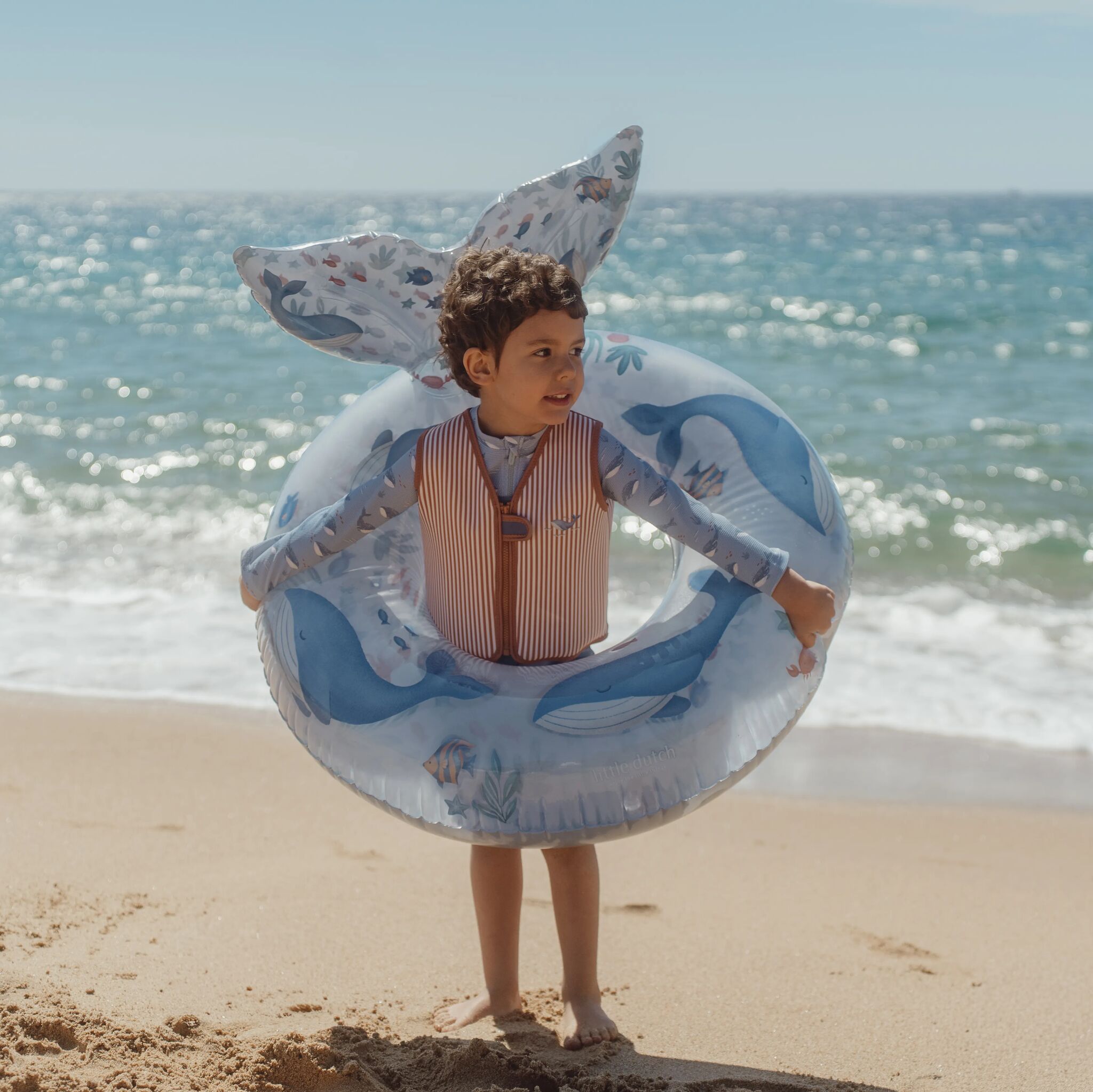 Schwimmreifen mit Flosse Ocean World