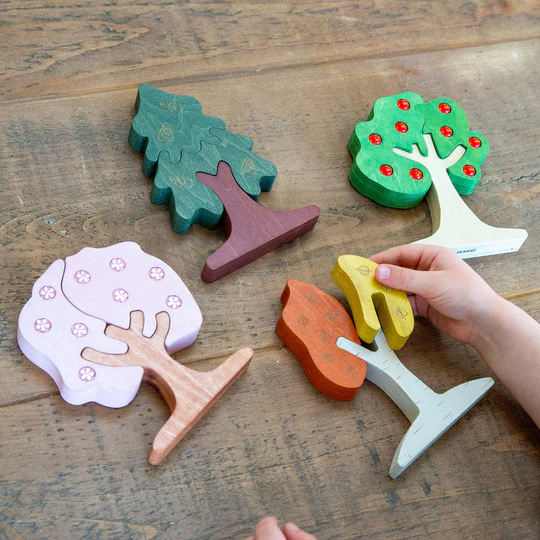 Saisonale Edelsteinbäume