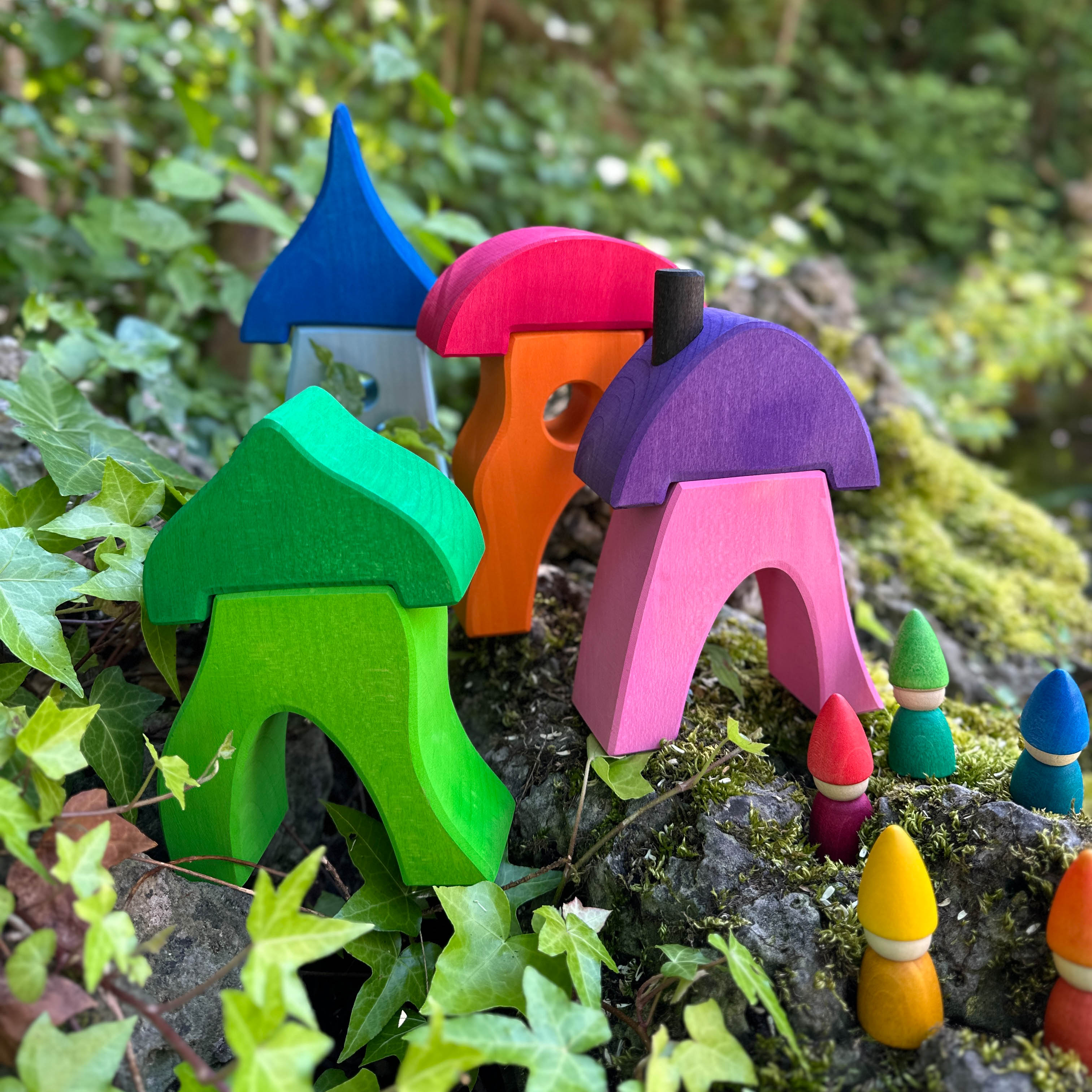 Buntes Zwergenhaus Blau