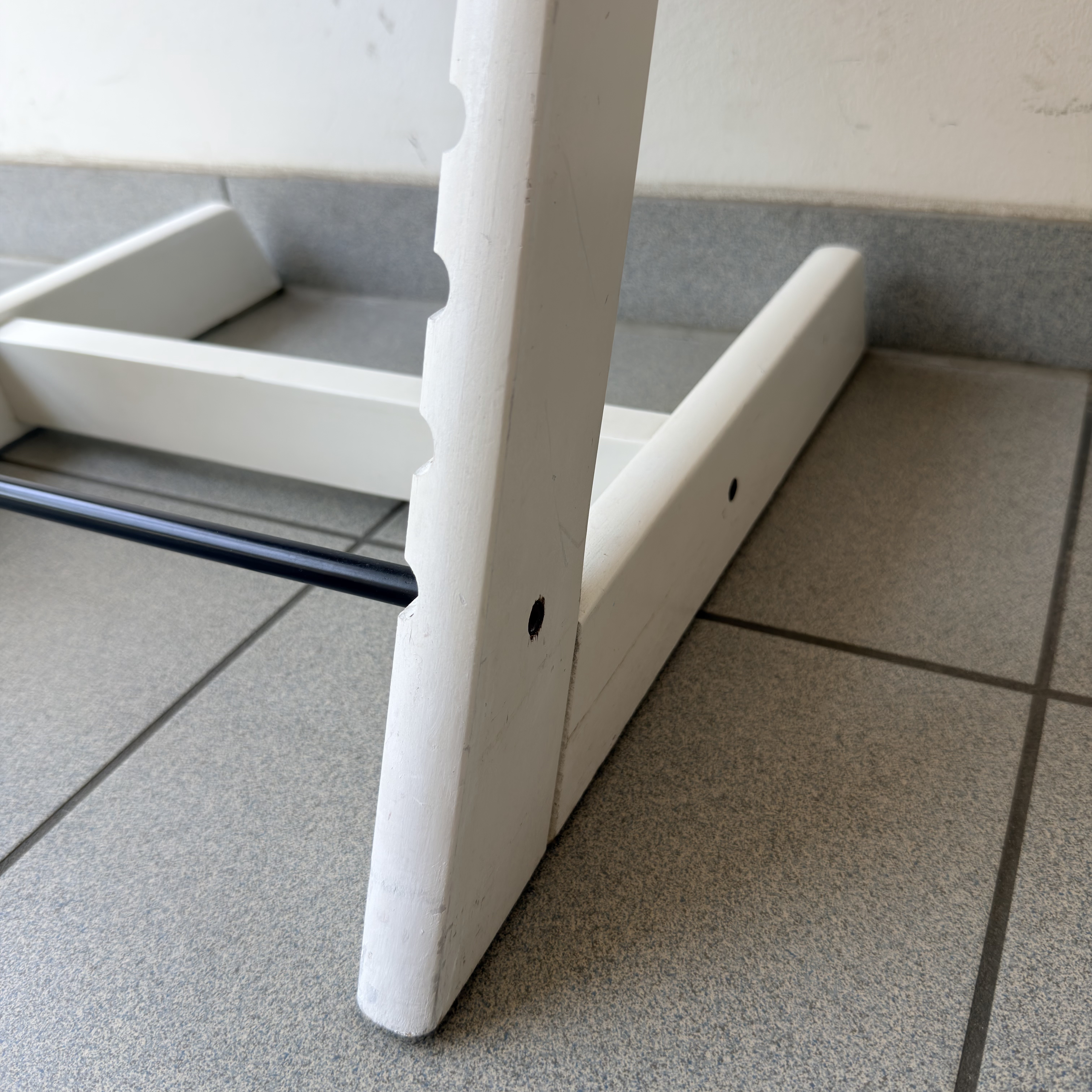 Hochstuhl Weiß, Generation 1, Akzeptabel