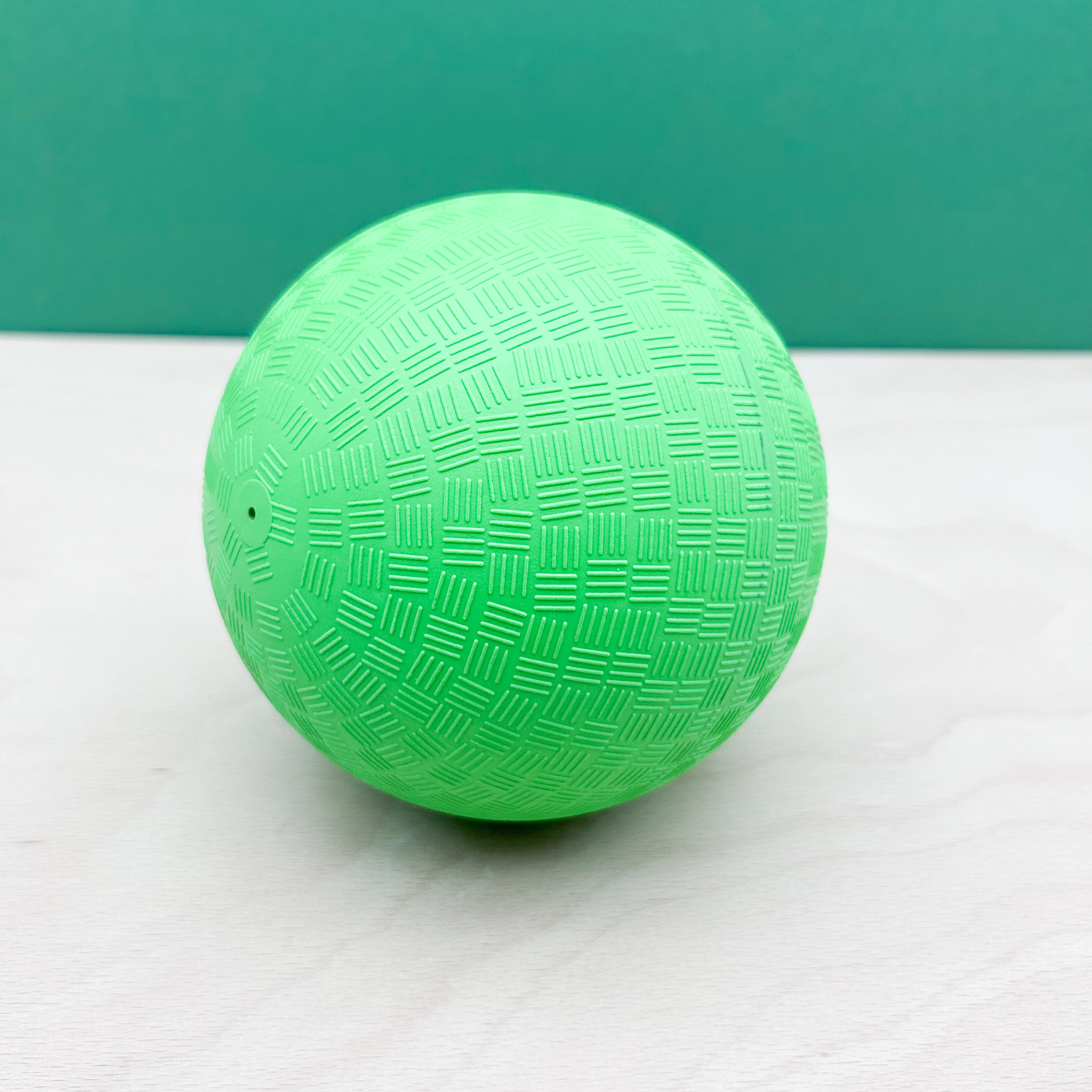 Selbstaufblasender Ball