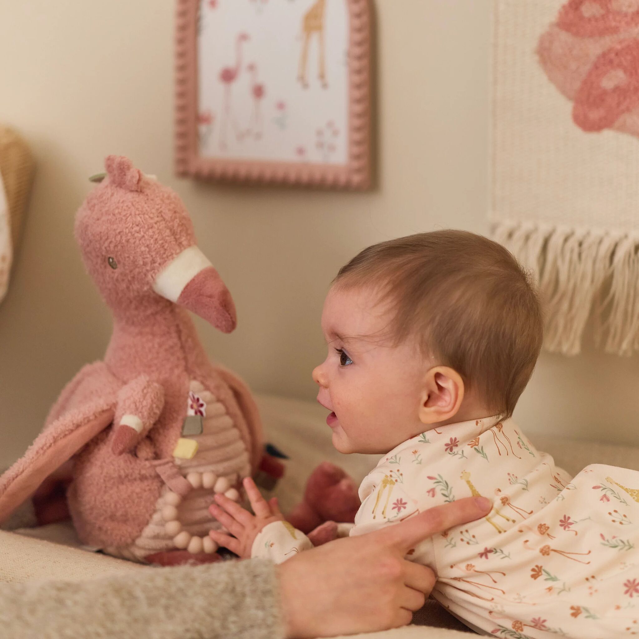 Aktivitäten Kuscheltier Flamingo