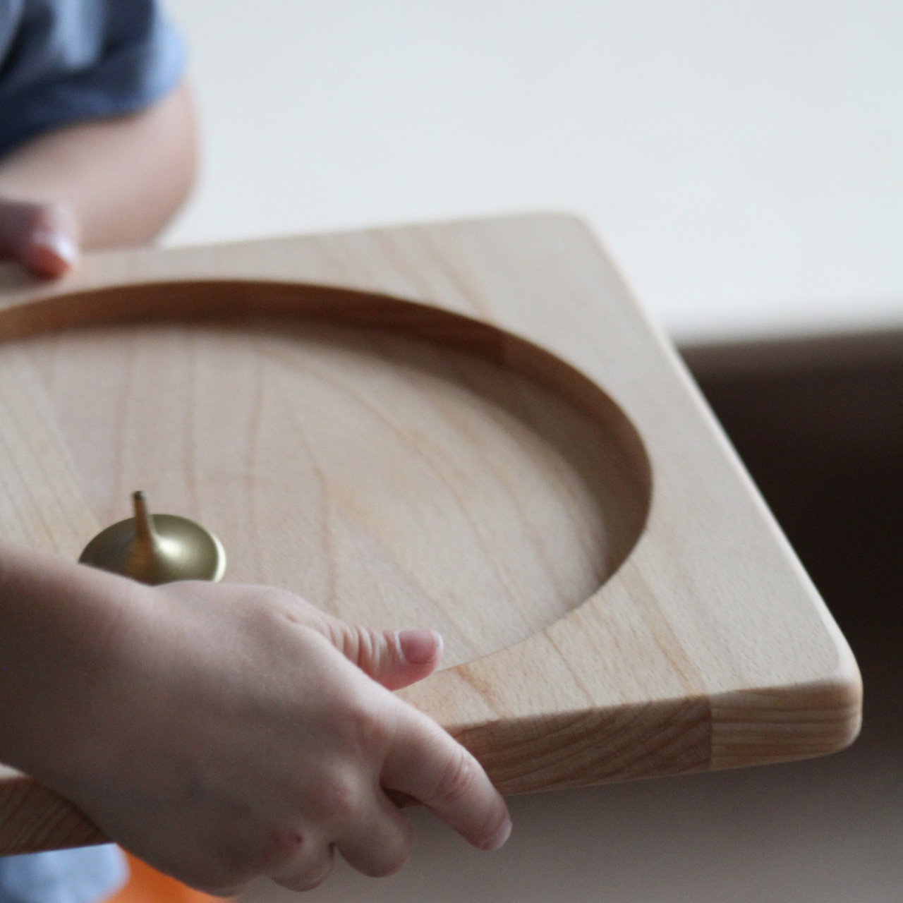 Kreiselbrett und Kreisel