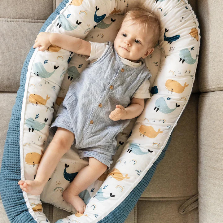 Babynest Wale Blau Babynest Wale Blau